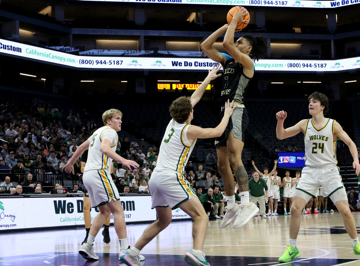 St. John Bosco vs San Ramon Valley CIF State D1 Final March 8, 2024 Photo-Dennis Lee12